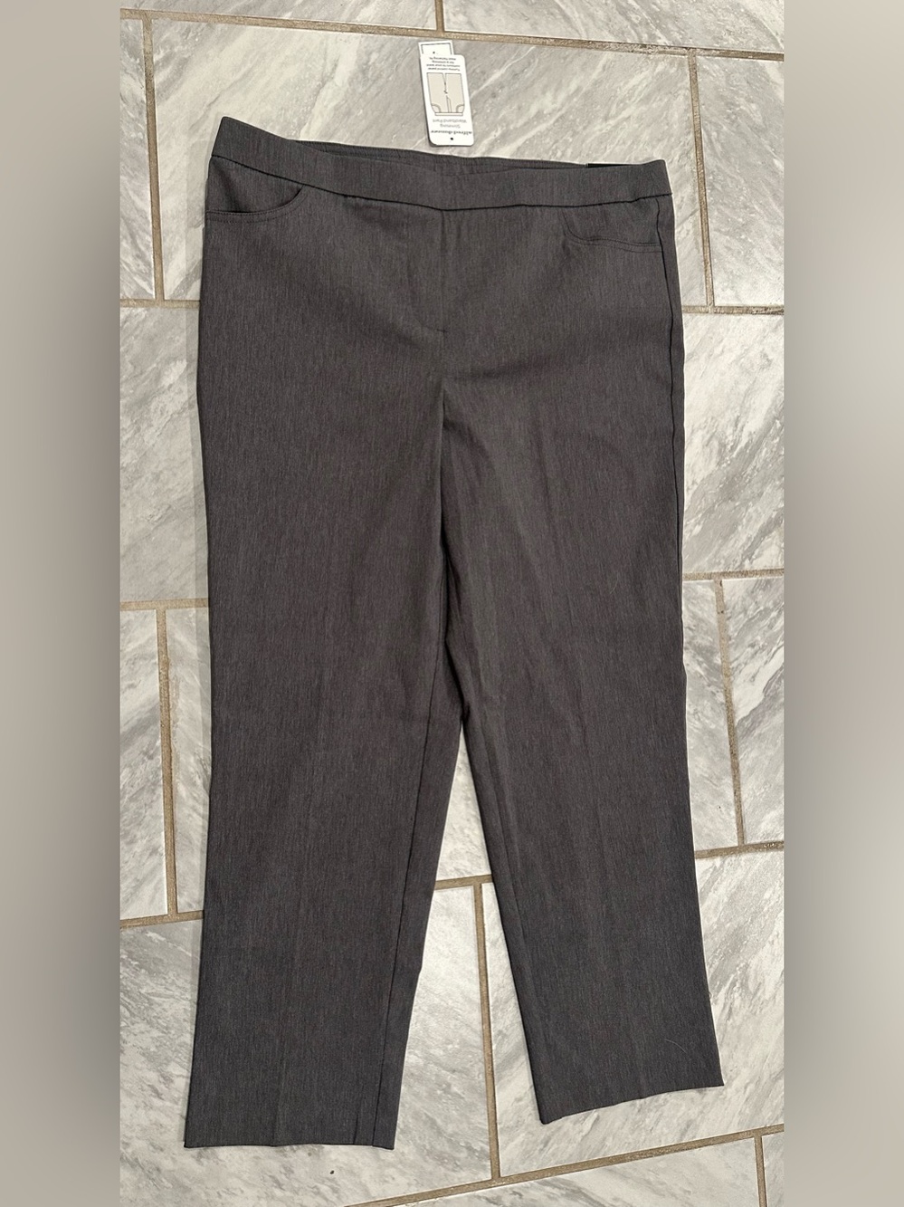 NWT Alfred Dunner Womens Gray Proportioned Short Dress Pants Size 16P Modern Fit